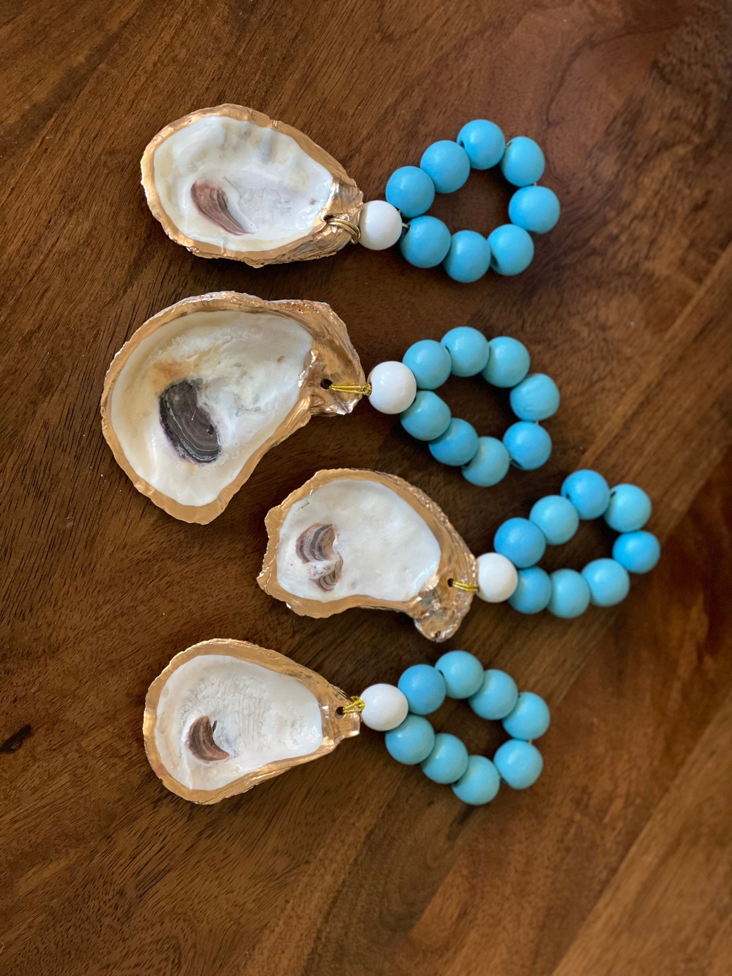 Oyster wine bottle charm