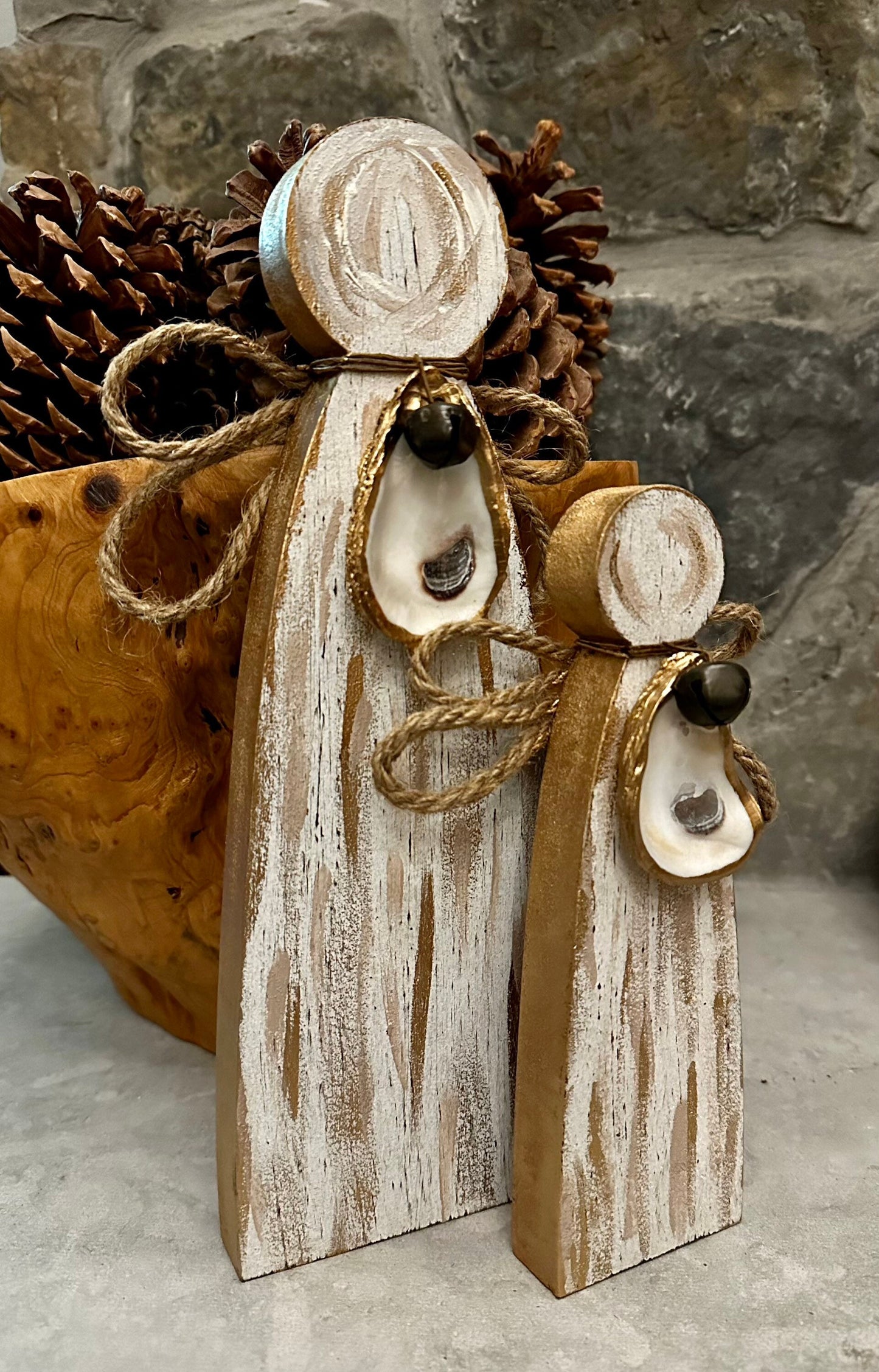 Large Angel oyster shell sitter