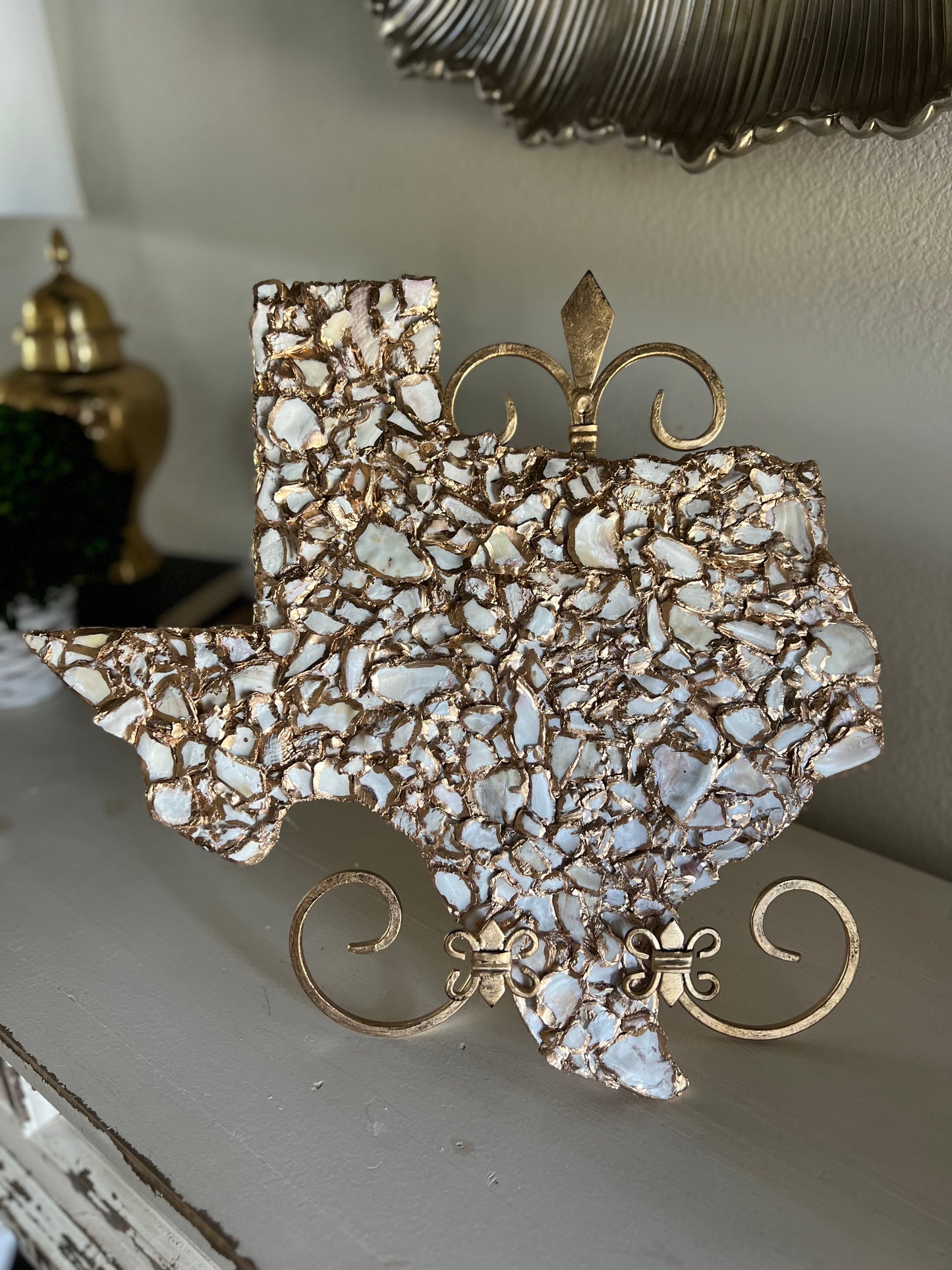 Crushed oyster shell Texas art