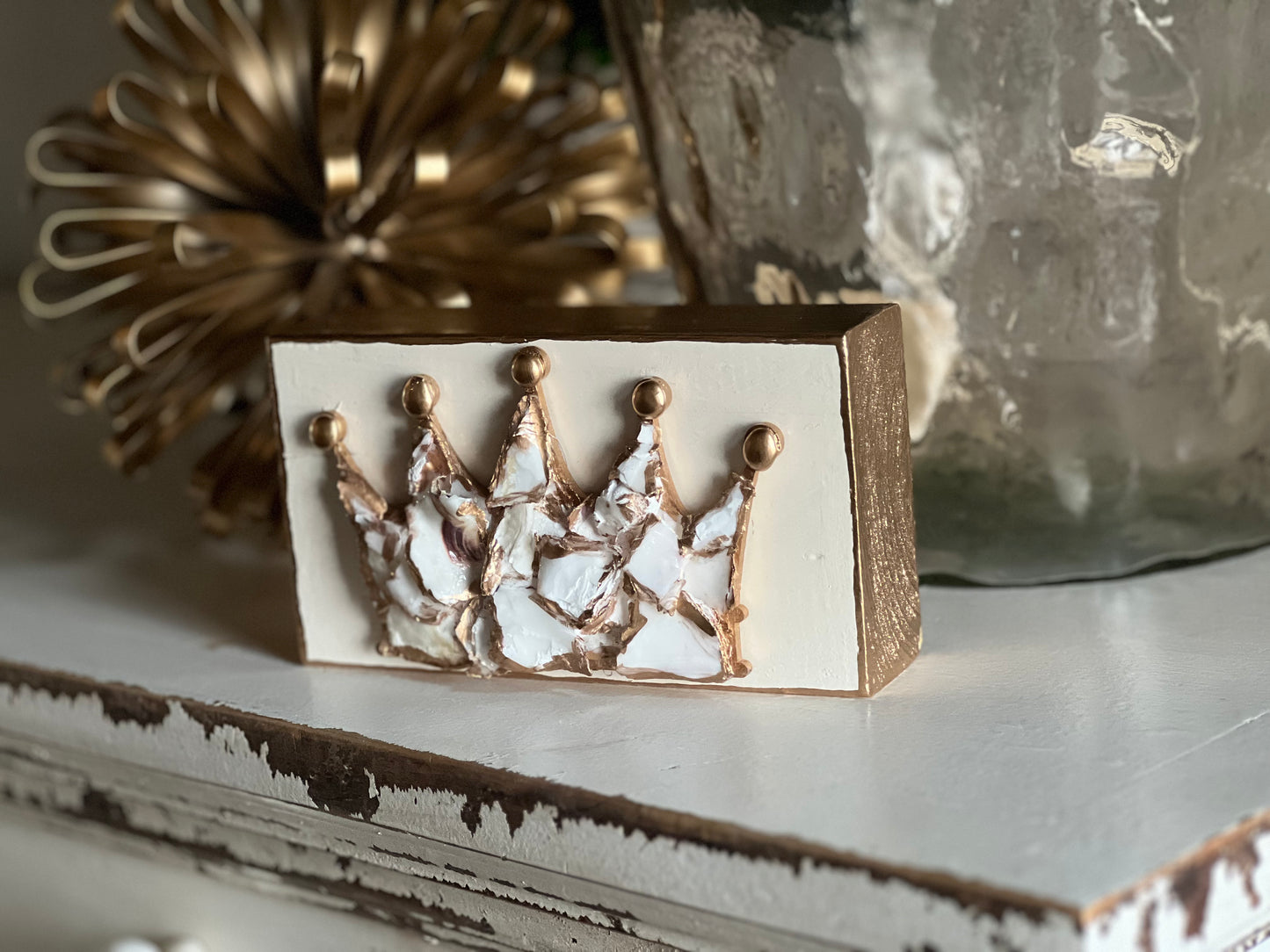Crown crushed oyster block
