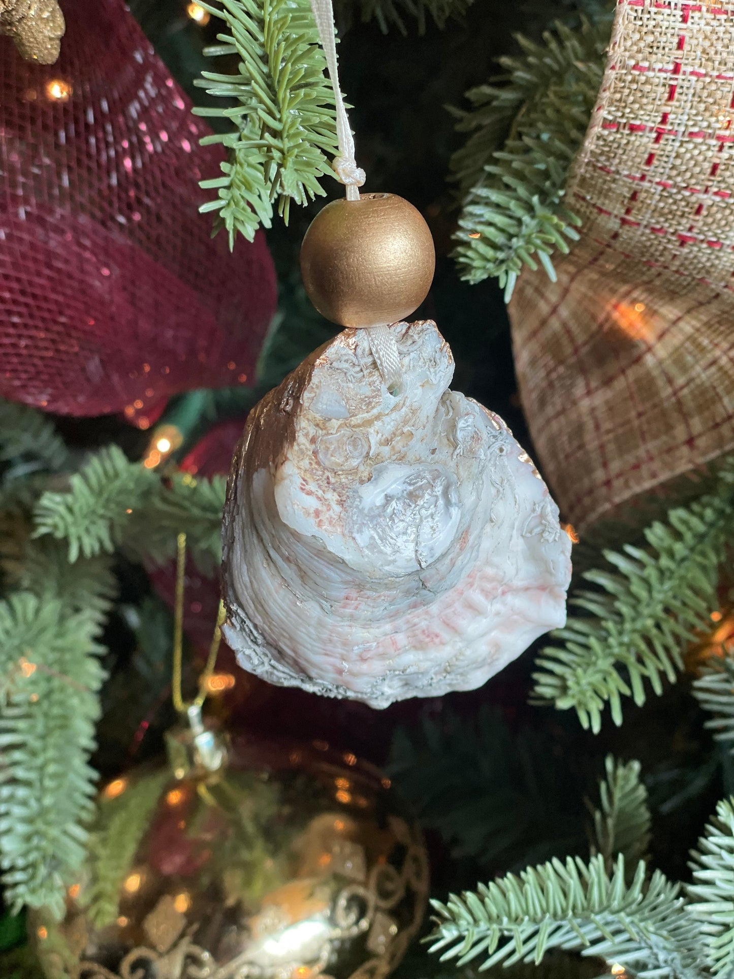 Light blue metallic oyster ornament