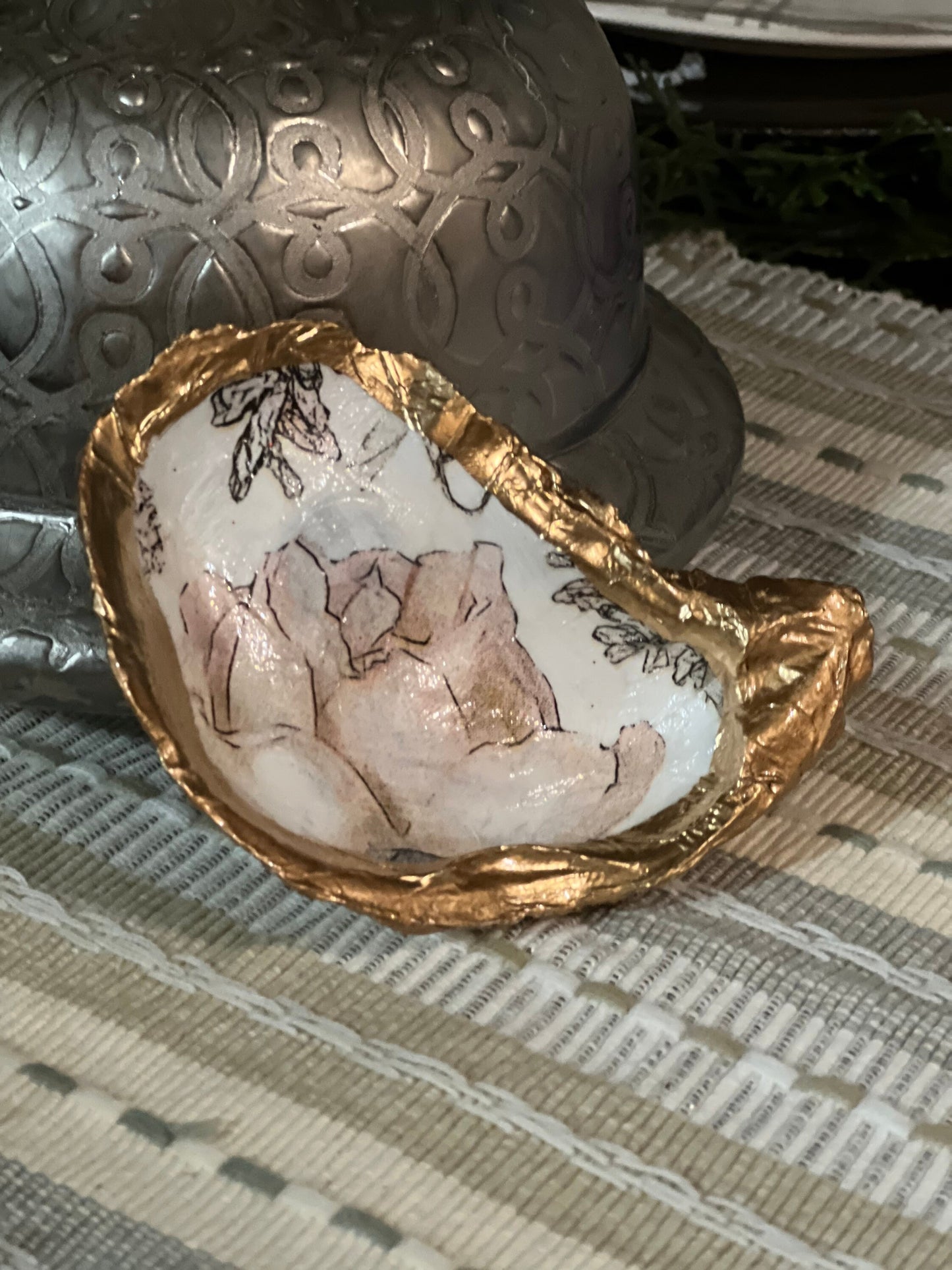 Decoupaged floral Oyster trivet/jewelry tray