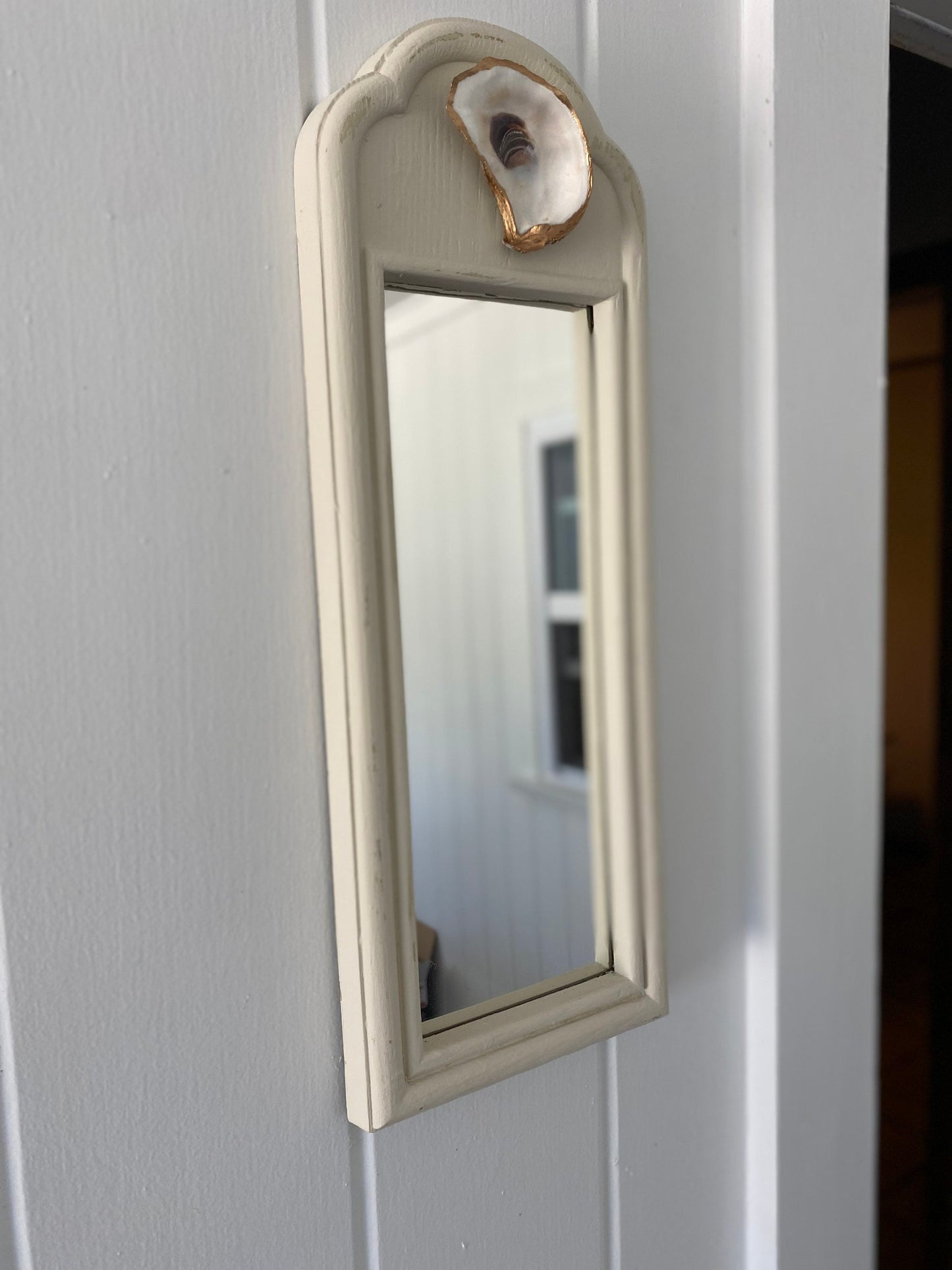 Oyster mirror