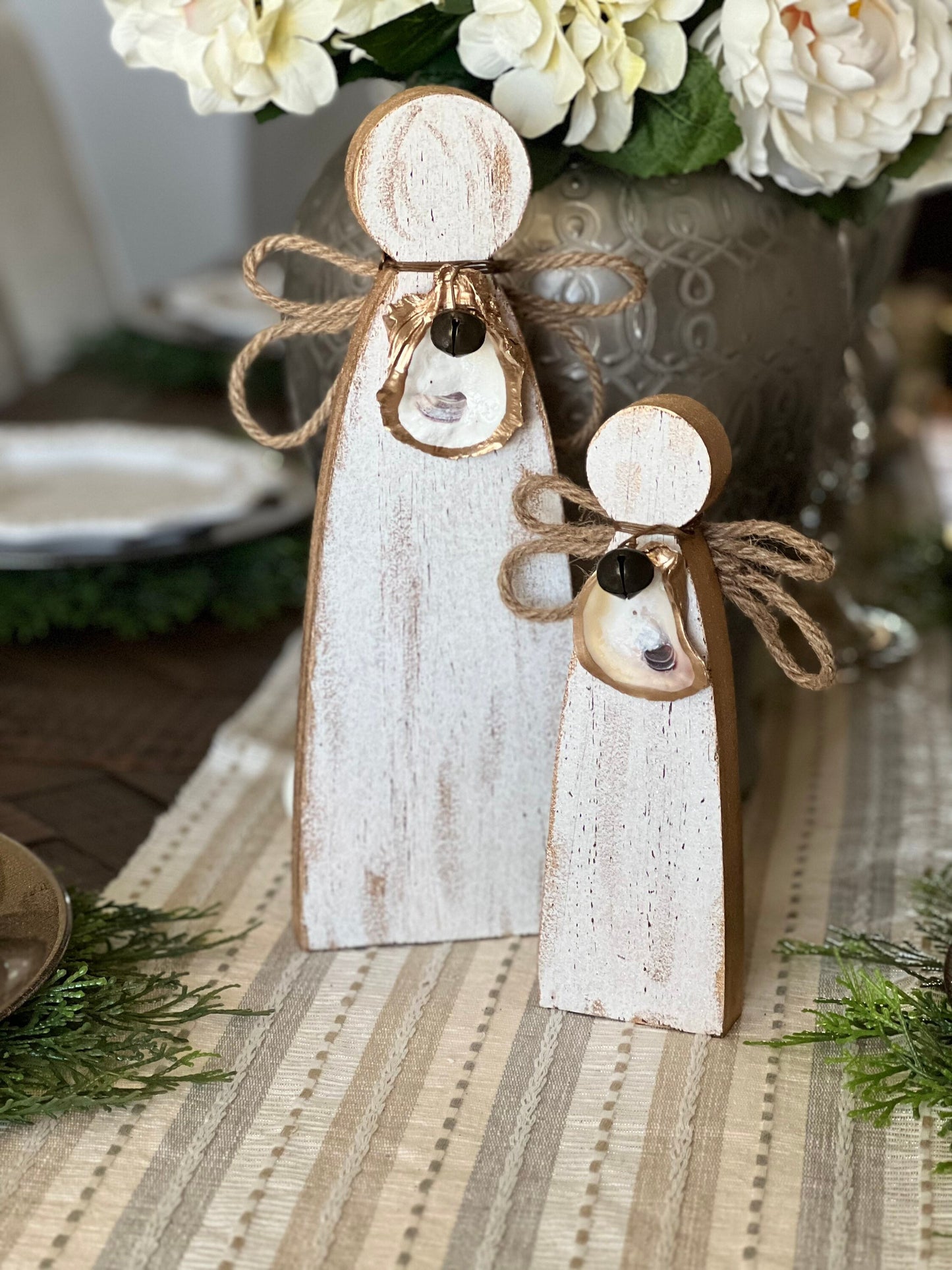 Large Angel oyster shell sitter