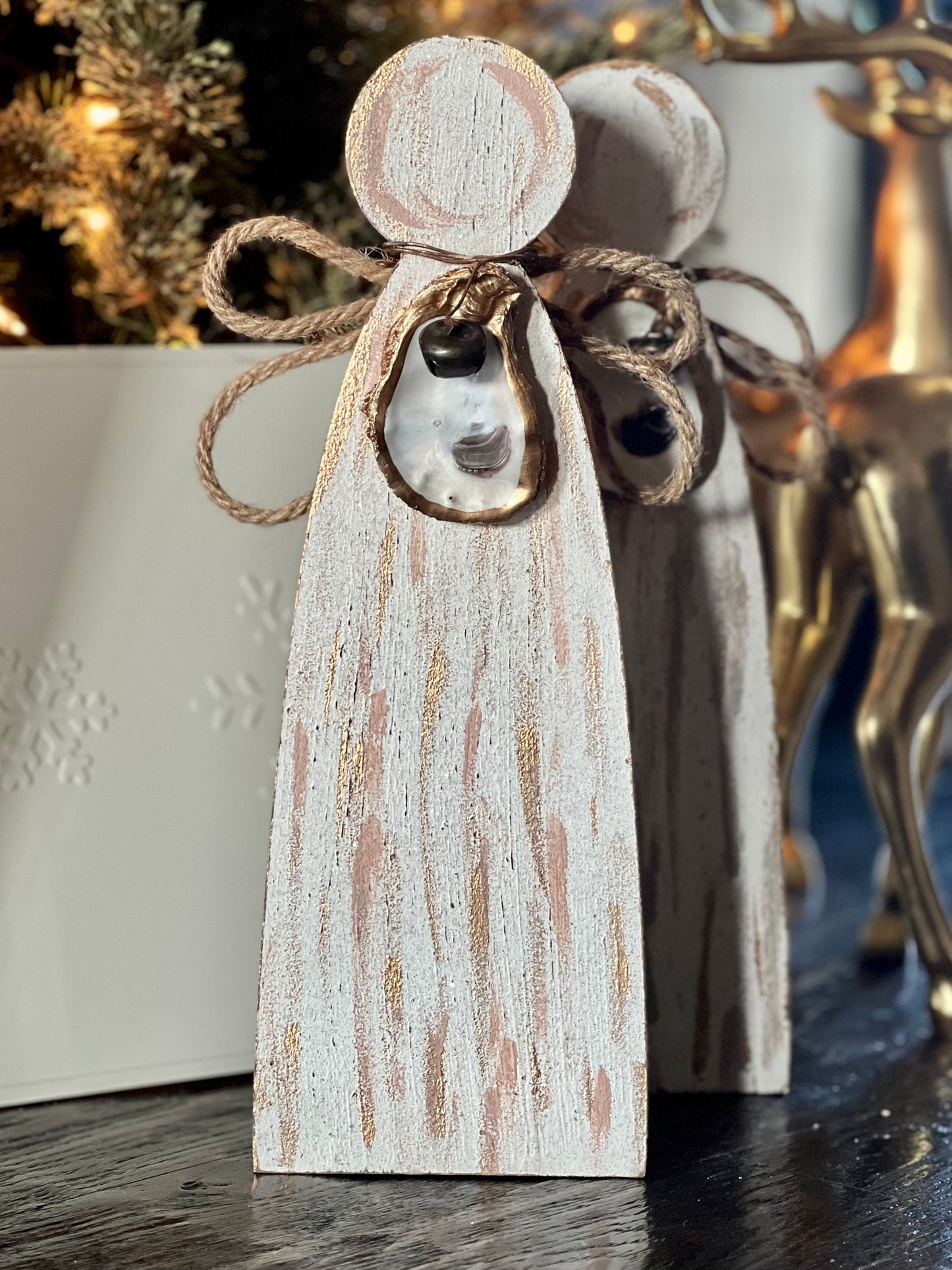 Large Angel oyster shell sitter