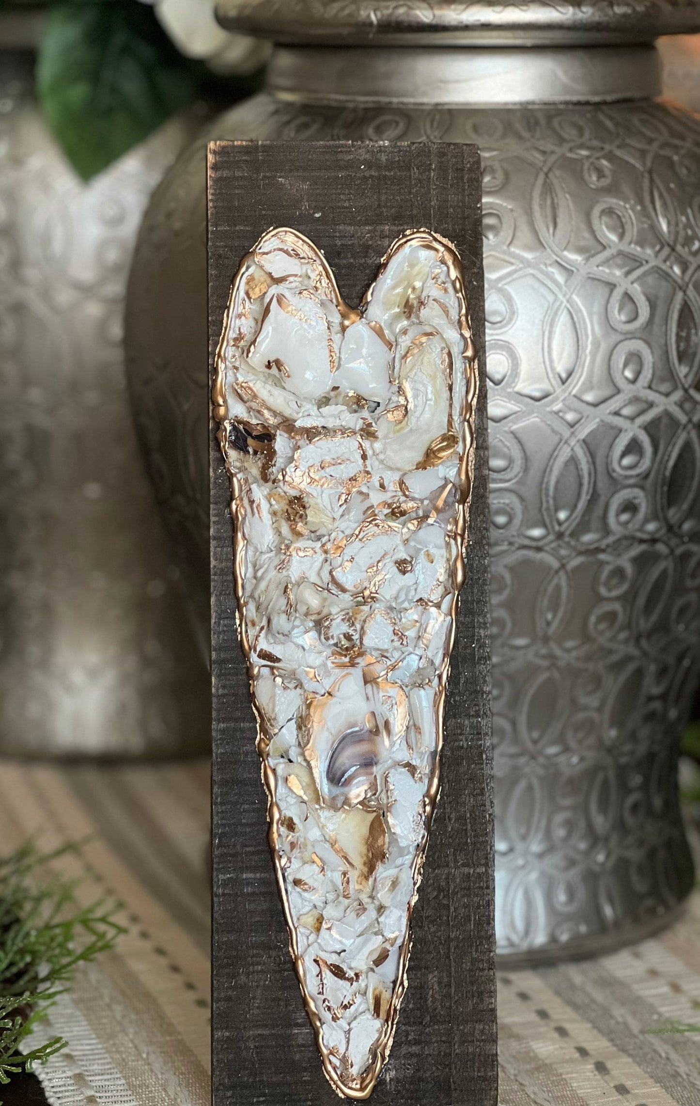 Crushed oyster shell heart plaque