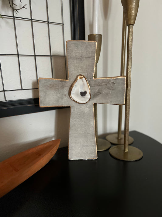 Wooden oyster cross accent