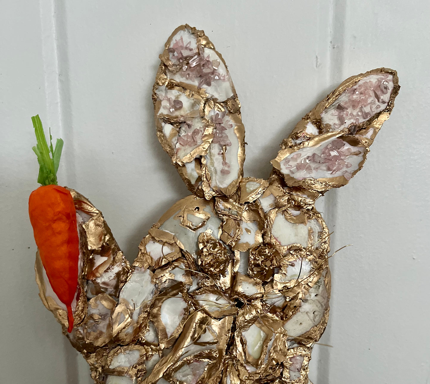 Crush oyster bunny sitter
