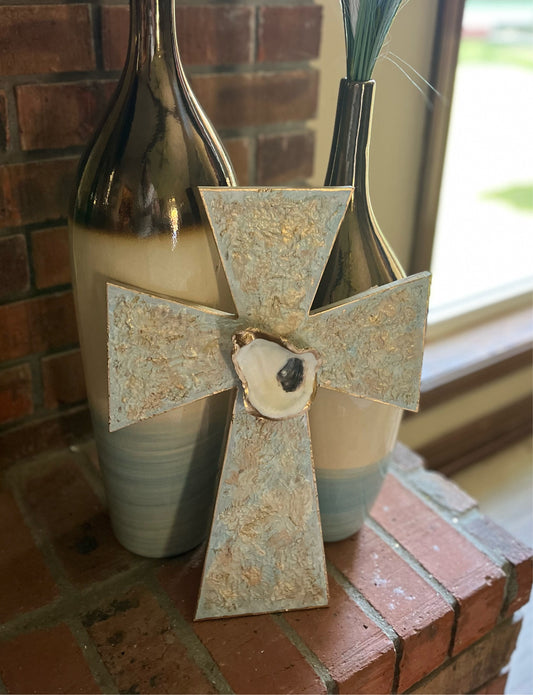 Wooden oyster cross accent